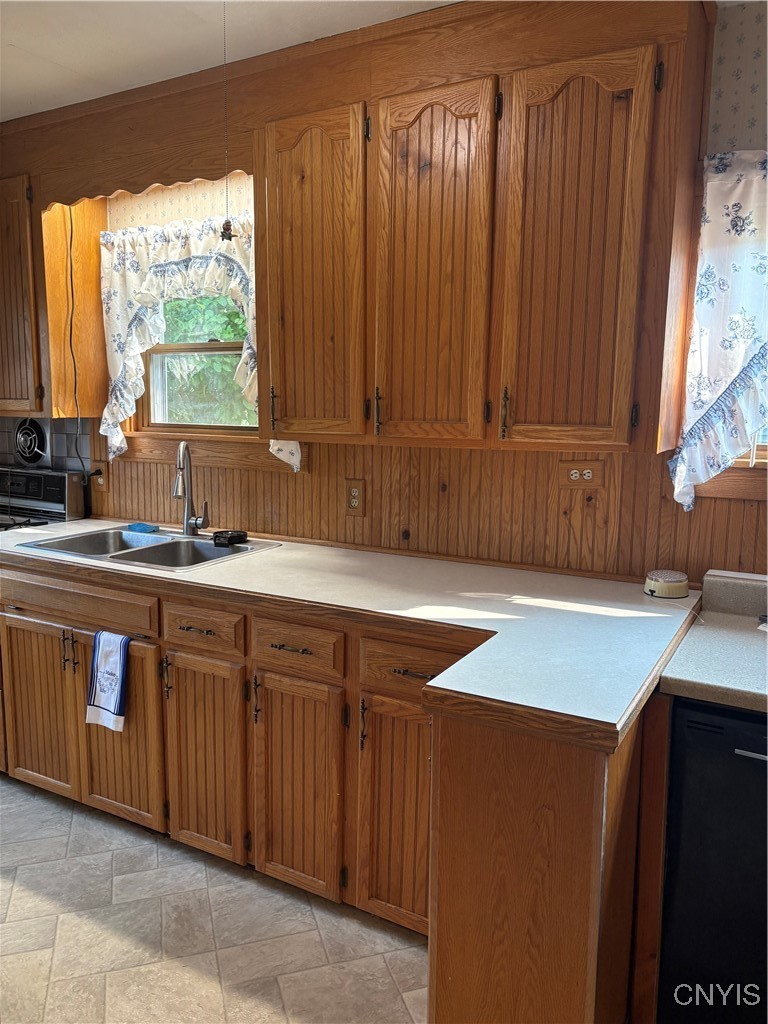 1247 Fay Street Fulton, NY 13069 - Photo 11 of 43