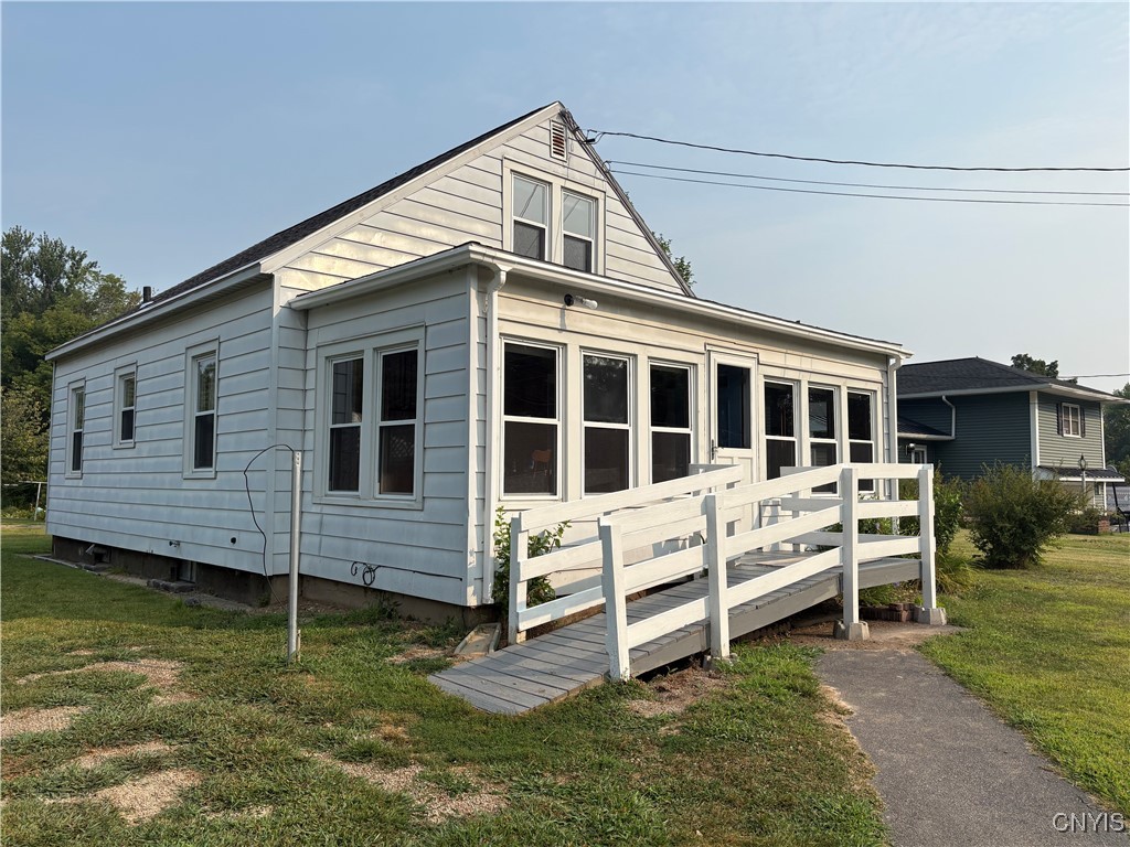 1247 Fay Street Fulton, NY 13069 - Photo 4 of 43