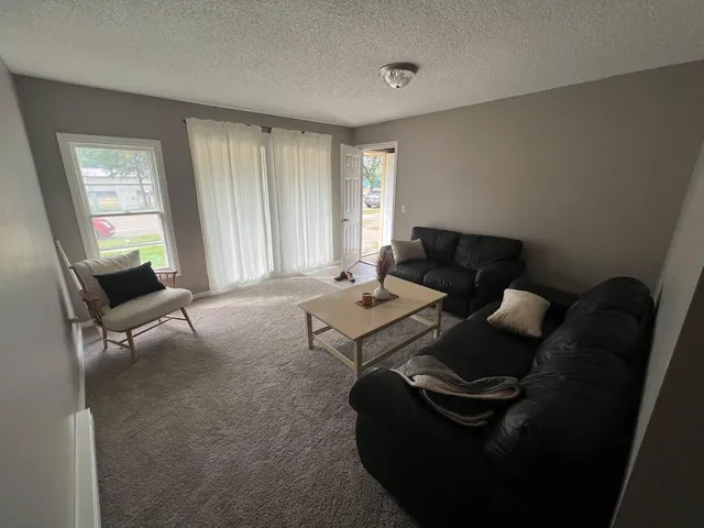 $199,000 | 408 Atlantic Avenue, Waverly, MN 55390