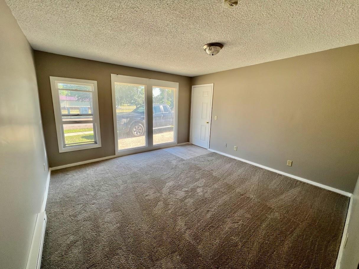 408 Atlantic Avenue Waverly, MN 55390 - Photo 2 of 13