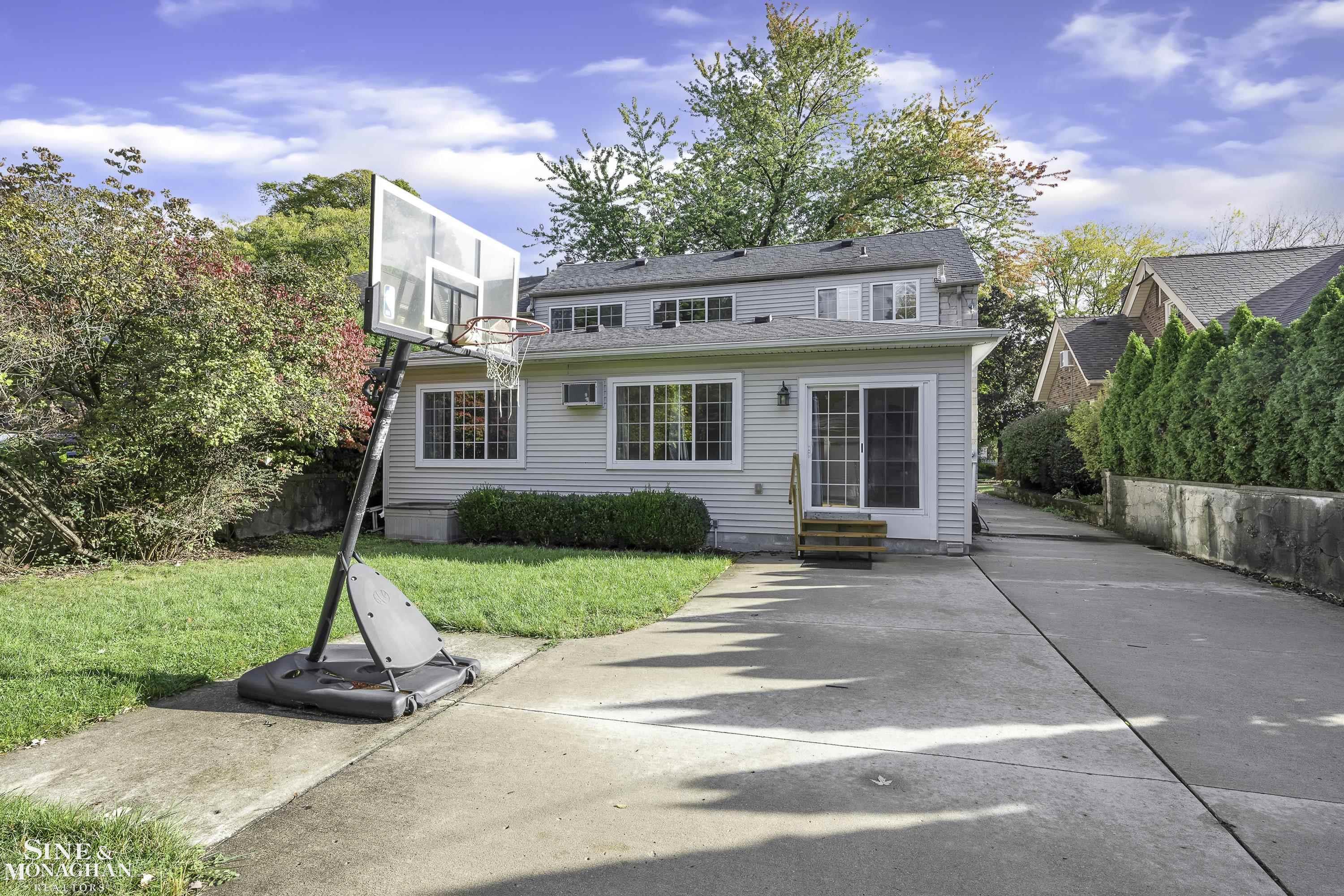 611 Fisher Road Grosse Pointe, MI 48230 - Photo 42 of 49