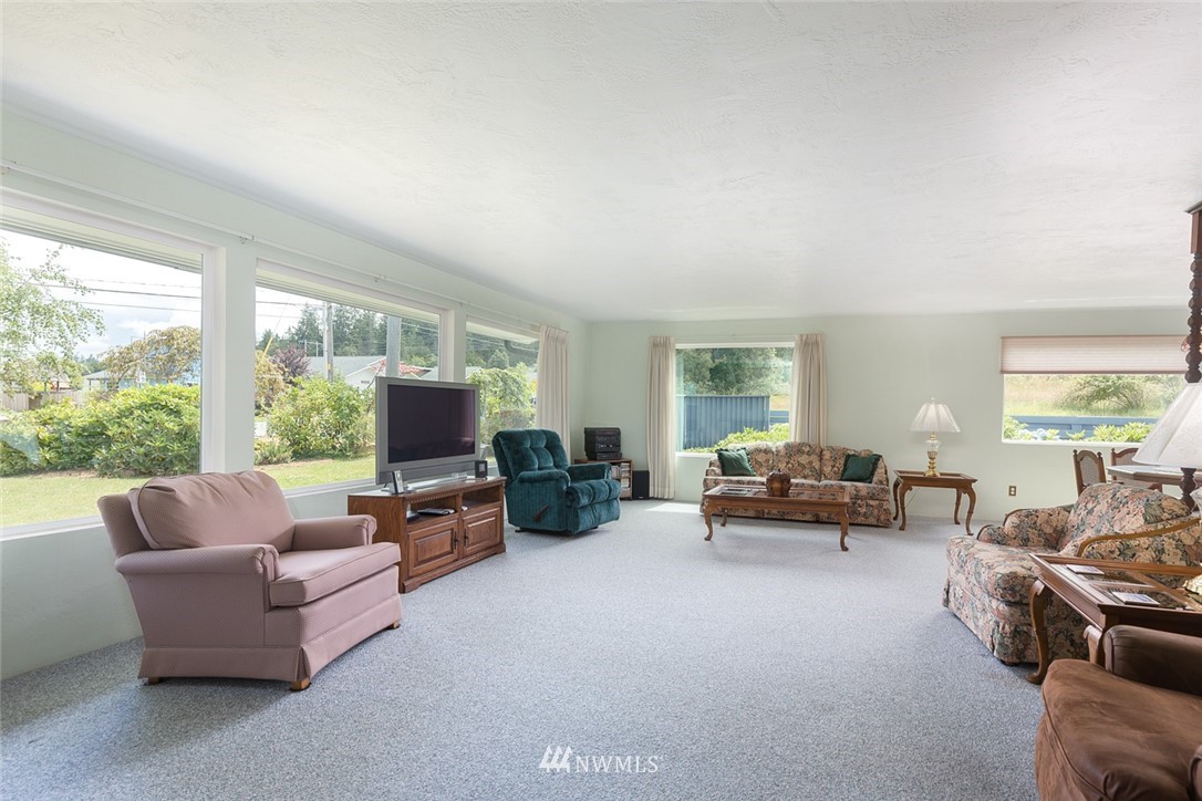 924 South Golf Course Road Port Angeles, WA 98362 - Photo 6 of 21 Gallery Image 6
