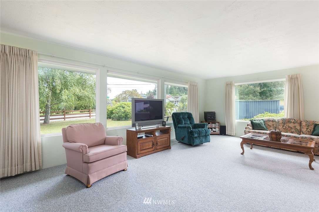 924 South Golf Course Road Port Angeles, WA 98362 - Photo 7 of 21 Gallery Image 7