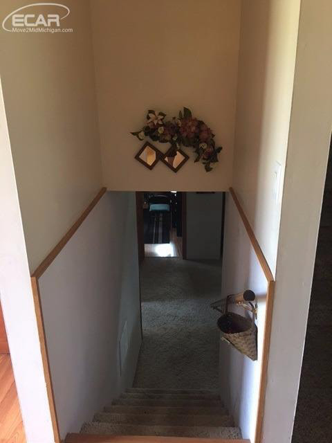 8069 North Webster Road Mount Morris, MI 48458 - Photo 18 of 33 21355308-17.JPG