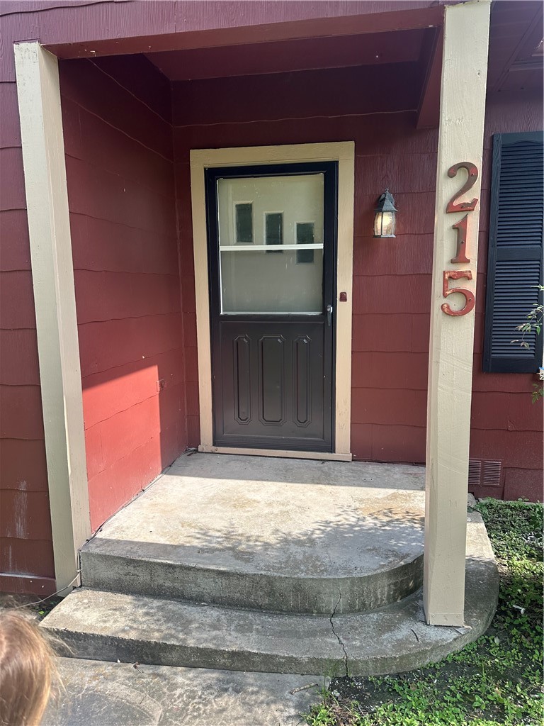 215 West Heard Street Refugio, TX 78377 - Photo 3 of 26