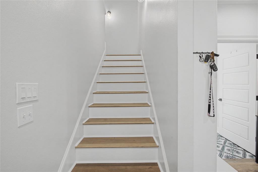 347 Ridge Drive Stonewall, LA 71078 - Photo 20 of 39 a view of entryway