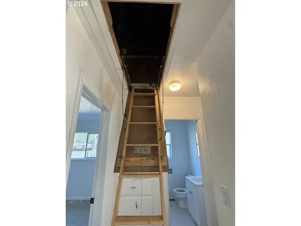 $499,900 | 4733 East Amazon Drive, Eugene, OR 97405