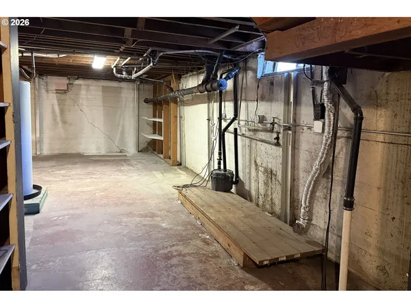 $489,900 | 4733 East Amazon Drive, Eugene, OR 97405