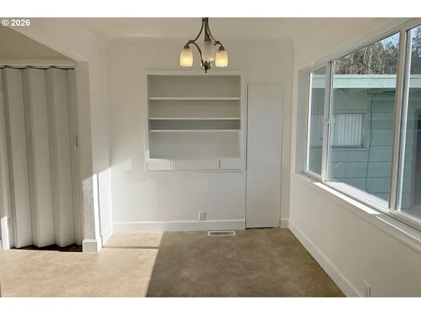 $489,900 | 4733 East Amazon Drive, Eugene, OR 97405