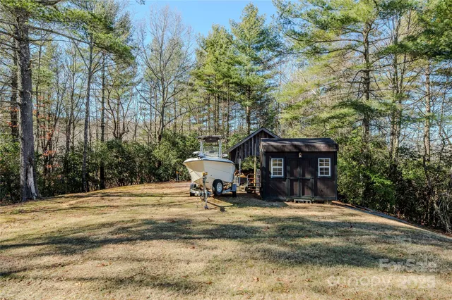$1,590,000 | 156 Tarah Lane, Pisgah Forest, NC 28768