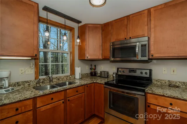 $1,590,000 | 156 Tarah Lane, Pisgah Forest, NC 28768