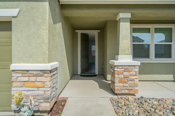 $565,000 | 4637 Zoe Avenue, Keyes, CA 95328