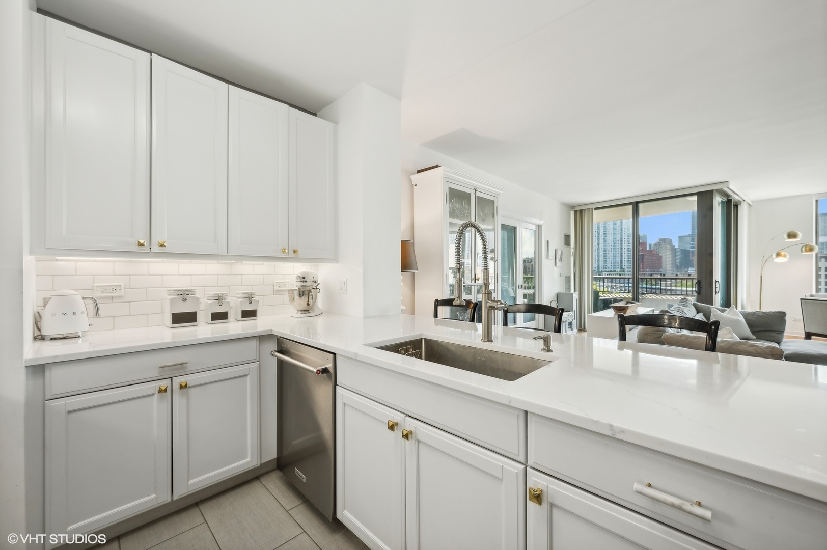 501 North Clinton Street, Unit 604 Chicago, IL 60654 - Photo 10 of 25 a kitchen with sink and cabinets