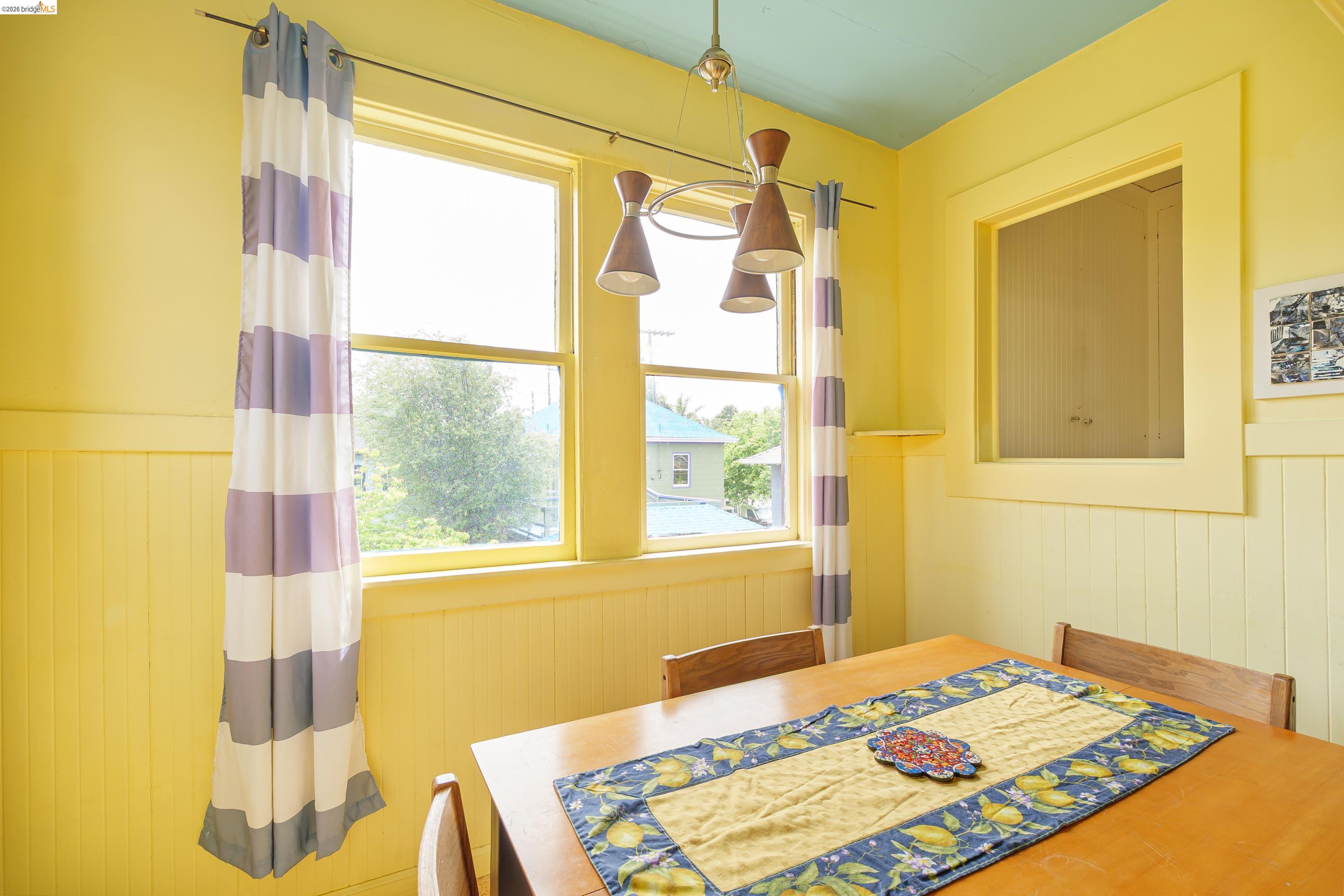 1735 Tenth Street Berkeley, CA 94710 - Photo 11 of 50