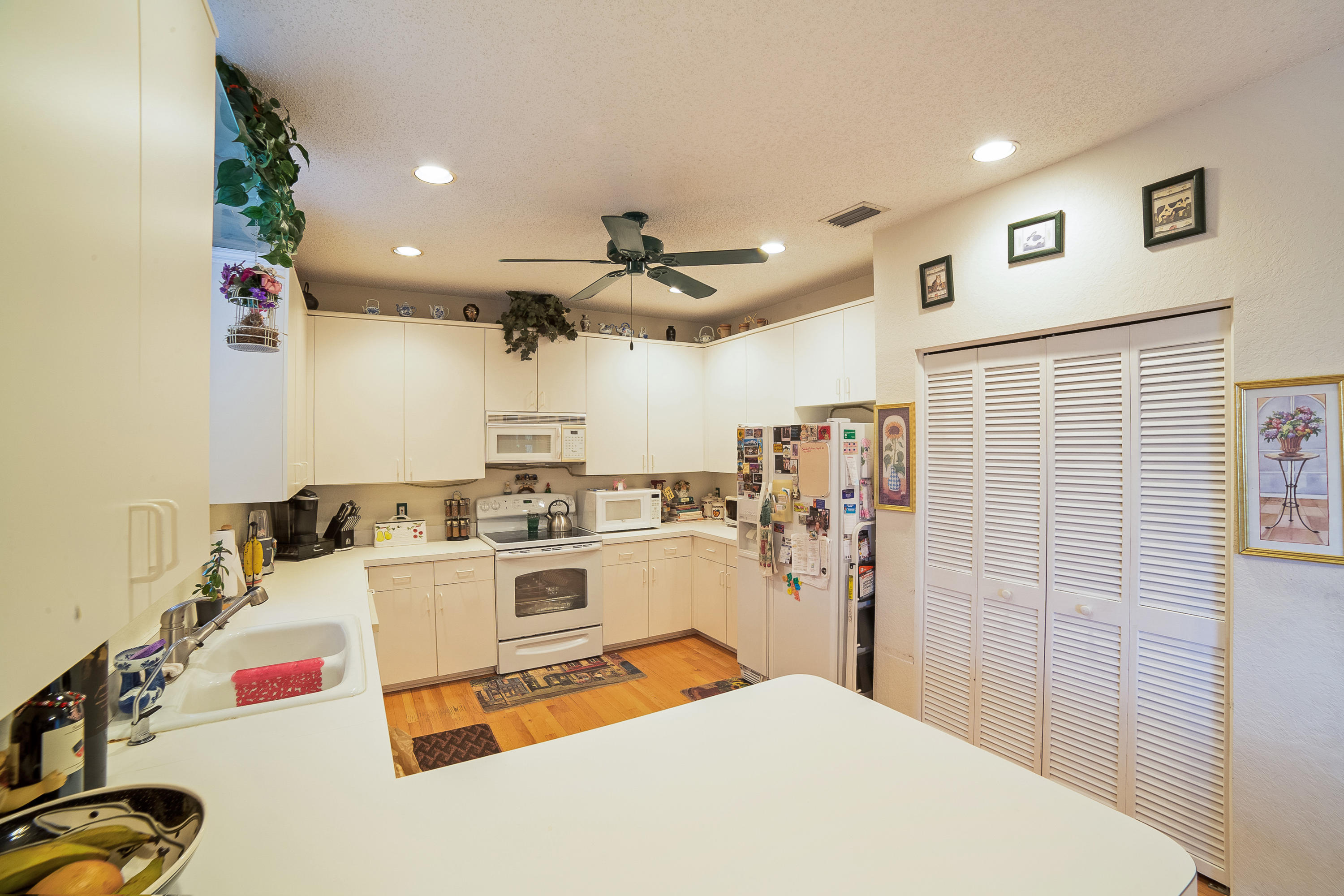 18058 Clear Brook Circle Boca Raton, FL 33498 - Photo 12 of 39 18058_clear_brook_circle_MLS_10218895_HI
