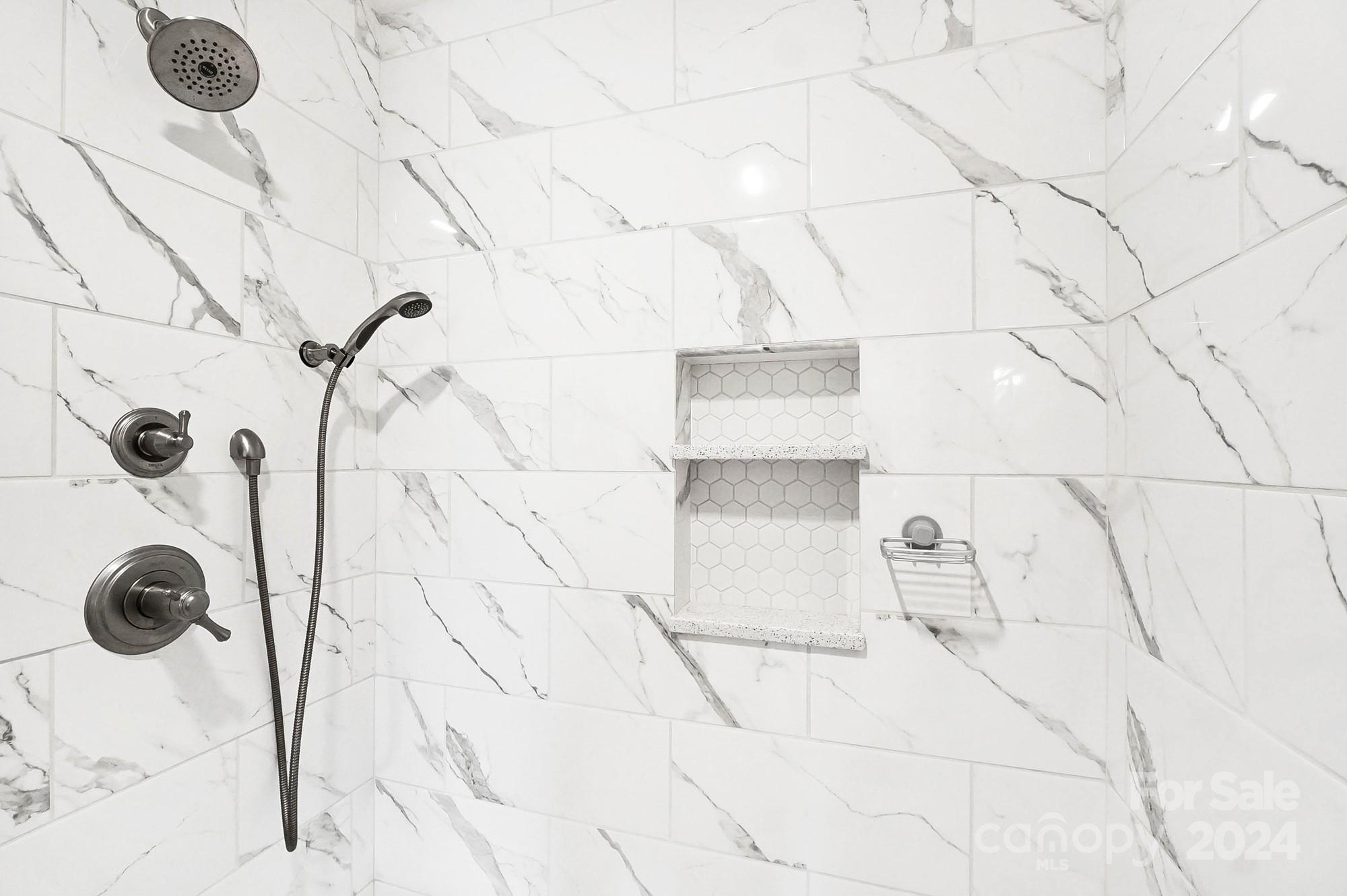 18621 Harborside Drive Cornelius, NC 28031 - Photo 24 of 33 a bathroom with a shower