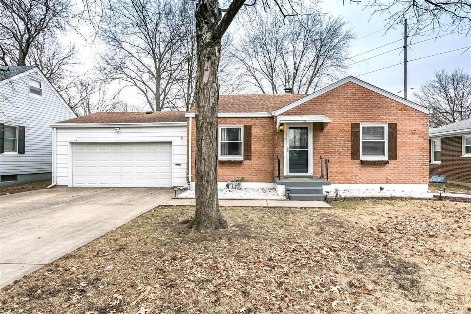 1861 Spring Avenue Granite City, IL 62040 - Photo 2 of 25 Gallery Image 2