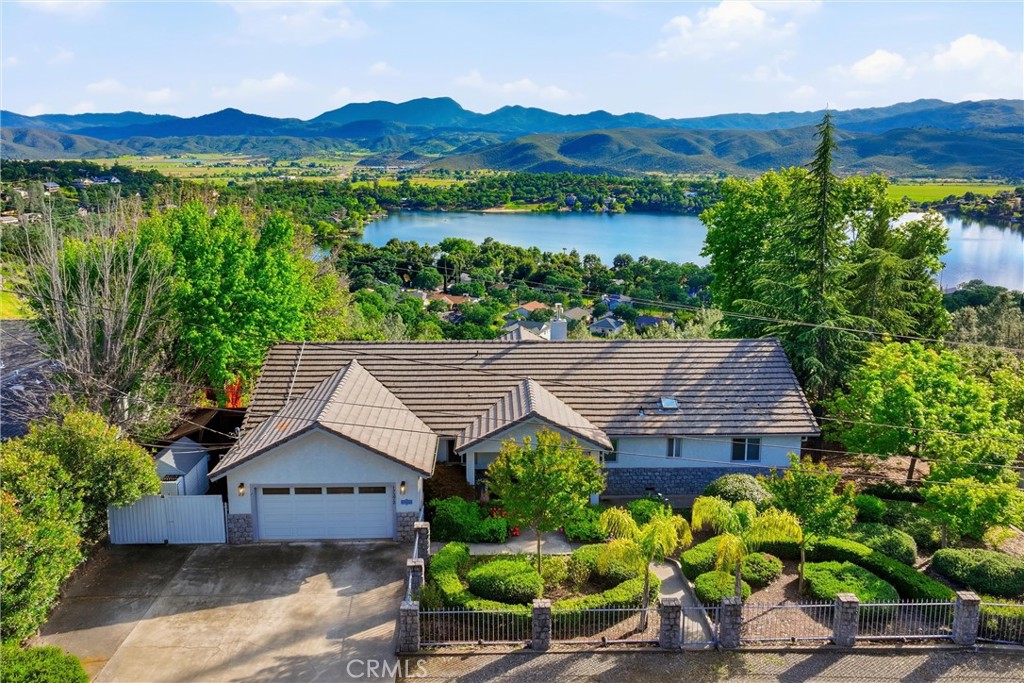 17372 Greenridge Road Hidden Valley Lake, CA 95467 - Photo 4 of 68