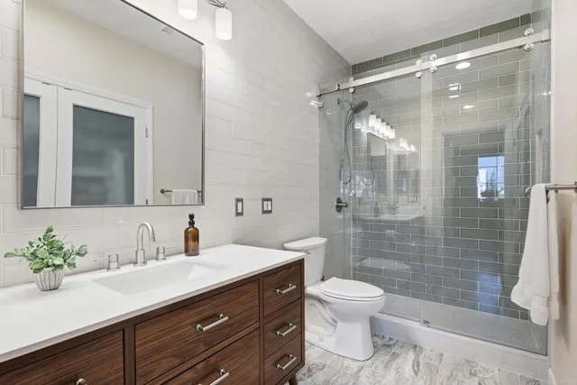 $2,985,000 | 5091 Seashell Place, San Diego, CA 92130