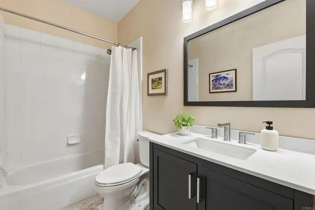 $2,985,000 | 5091 Seashell Place, San Diego, CA 92130