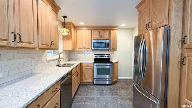 $184,500 | 3109 North Bigelow Street, Peoria, IL 61604