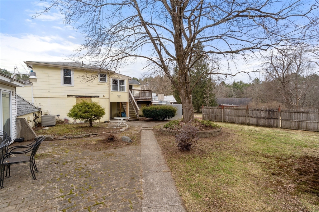 136 Pleasant Street Ware, MA 01082 - Photo 35 of 41