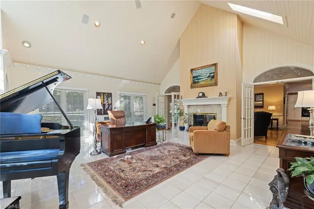 $1,149,000 | 200 Manchester Place, Greensboro, NC 27410