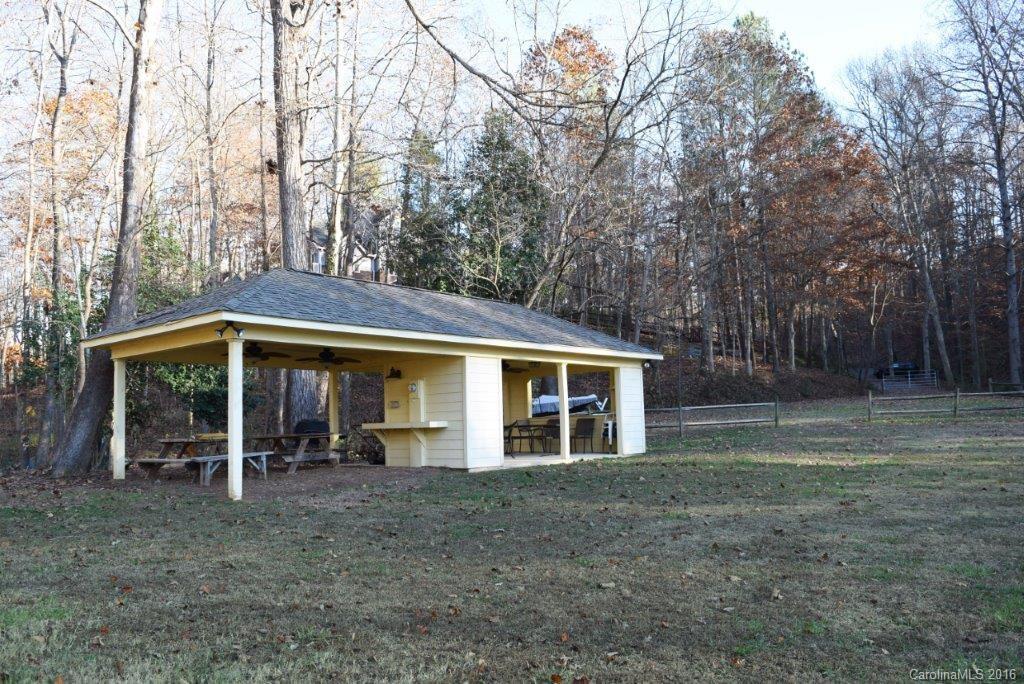 13628 Pine Harbor Road Charlotte, NC 28278 - Photo 6 of 6 Gallery Image 6
