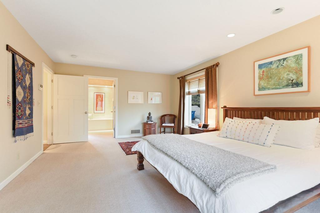 7019 Valley View Road Edina, MN 55439 - Photo 18 of 47 Gallery Image 18