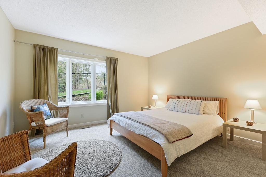 7019 Valley View Road Edina, MN 55439 - Photo 31 of 47 Gallery Image 31