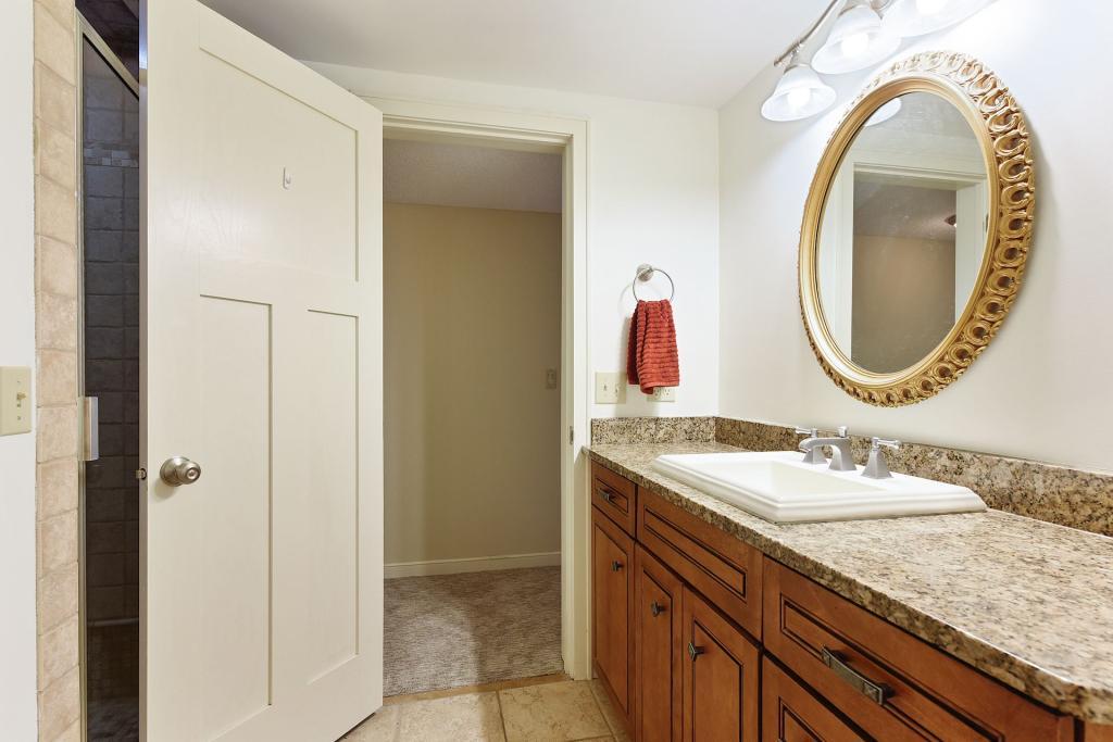7019 Valley View Road Edina, MN 55439 - Photo 35 of 47 Gallery Image 35