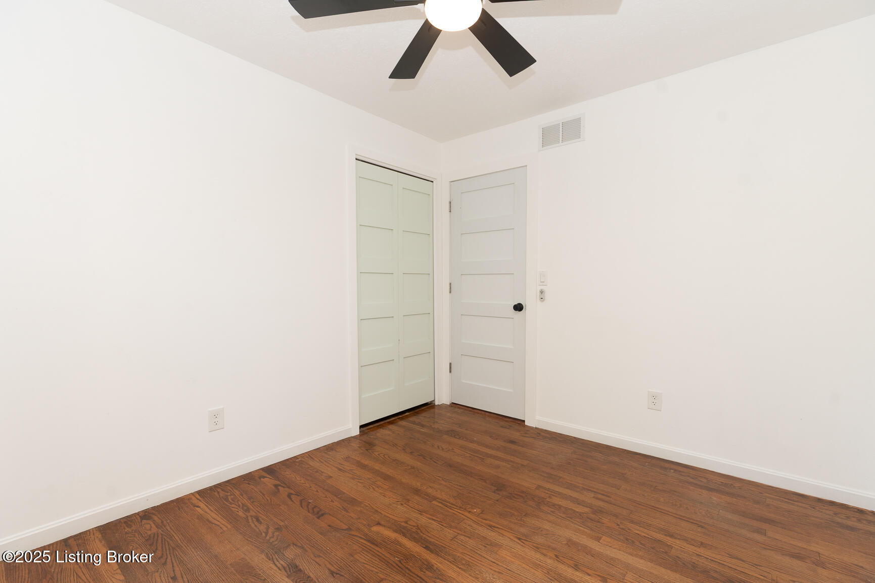 10218 Afton Road Louisville, KY 40223 - Photo 36 of 45 10218 Afton-33