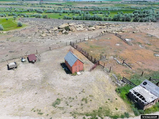 $1,150,000 | 785 West Pavillion Road, Pavillion, WY 82523