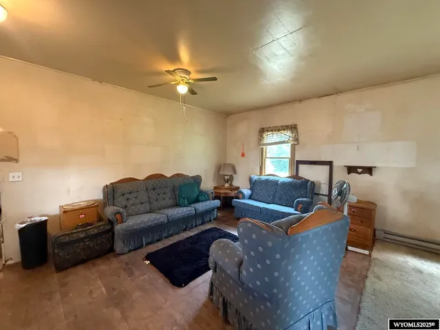 $1,150,000 | 785 West Pavillion Road, Pavillion, WY 82523