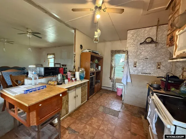 $1,150,000 | 785 West Pavillion Road, Pavillion, WY 82523