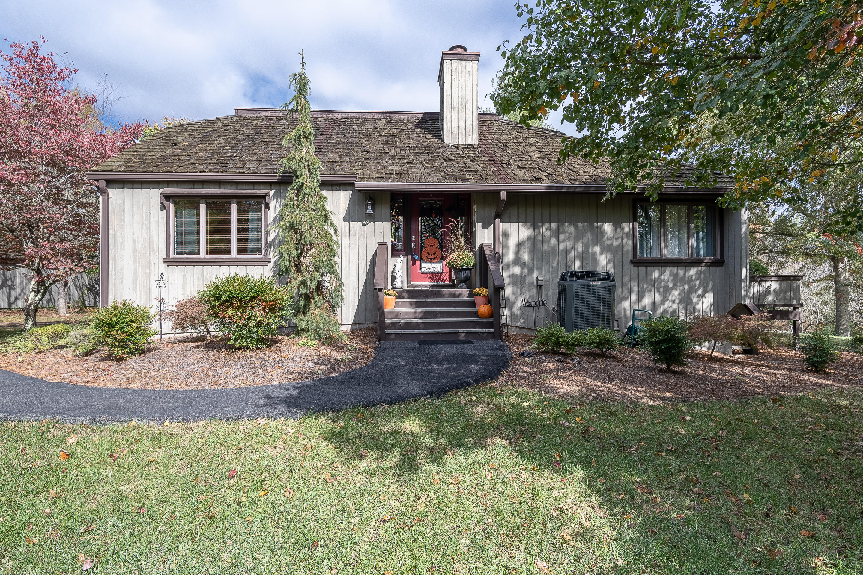 116 Columbine Road Kingsport, TN 37660 - Photo 1 of 44 exterior_mls-1