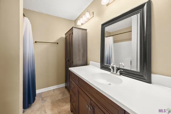 $127,500 | 5113 Nicholson Drive, Unit A46, Baton Rouge, LA 70820