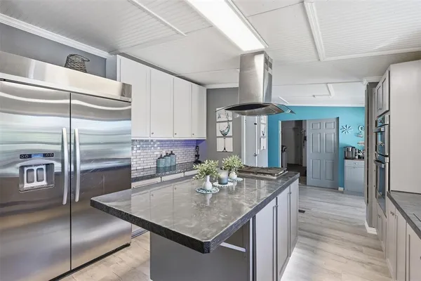 $249,990 | 1000 Forest Oaks Street, Azle, TX 76020