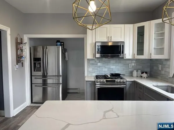 $2,500 | 125 Marsellus Place, Unit 2, Garfield, NJ 07026