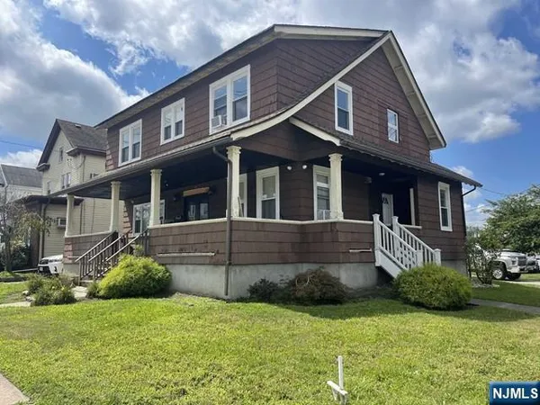 $2,500 | 125 Marsellus Place, Unit 2, Garfield, NJ 07026
