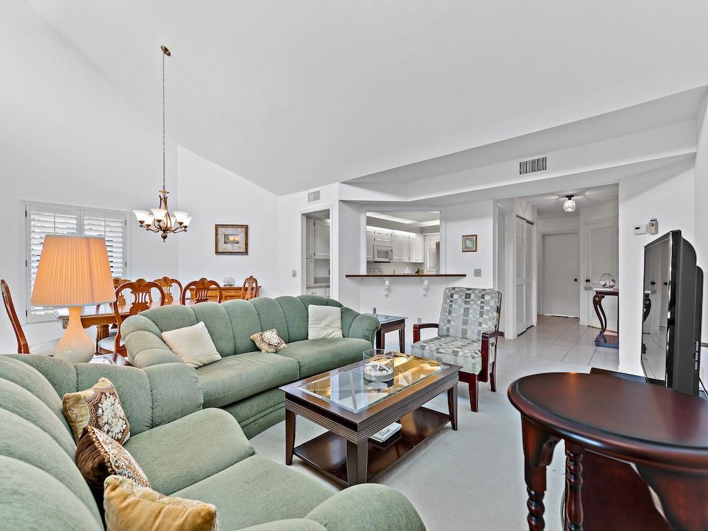 1155 Reef Road, Unit C4 Vero Beach, FL 32963 - Photo 14 of 27 Gallery Image 14