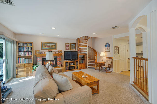 315 Tuttle Avenue Spring Lake, NJ 07762 - Photo 13 of 34 013_dsc09420