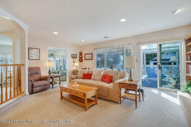 315 Tuttle Avenue Spring Lake, NJ 07762 - Photo 14 of 34 014_dsc09429