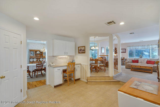 315 Tuttle Avenue Spring Lake, NJ 07762 - Photo 10 of 34 011_dsc09479