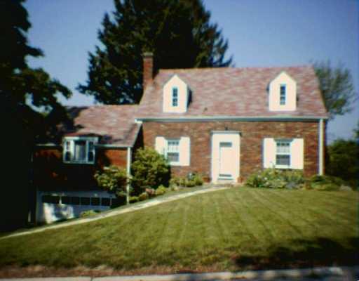 4544 Norwin Road Whitehall, PA 15236 - Photo 1 of 8 Exterior Front.