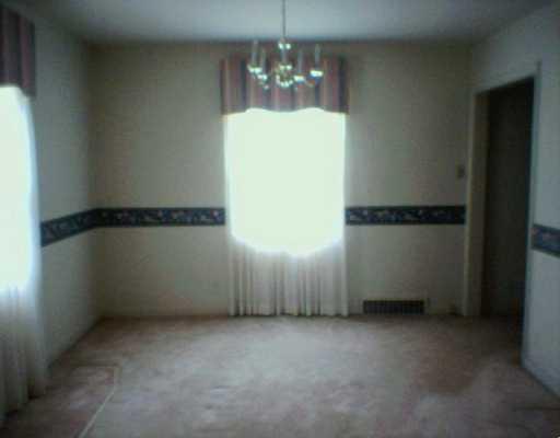 4544 Norwin Road Whitehall, PA 15236 - Photo 3 of 8 Dining Room.