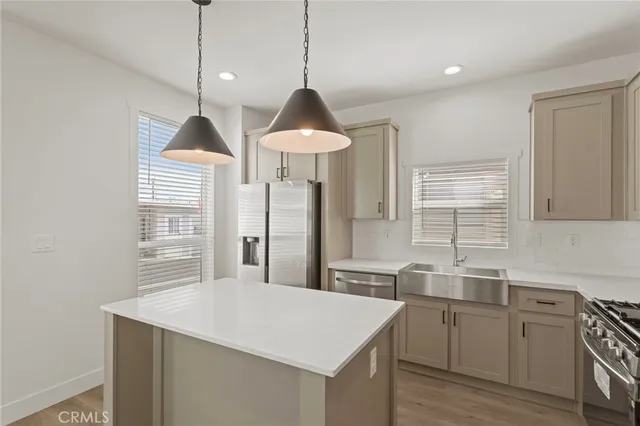 $169,900 | 630 South Maple Avenue, Unit 7, Montebello, CA 90640