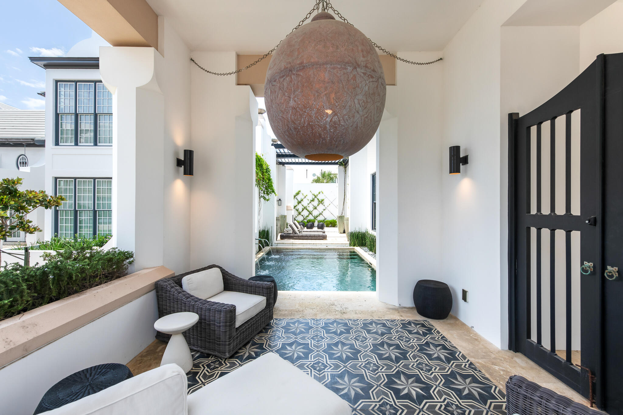 25 Moongate Court Inlet Beach, FL 32461 - Photo 6 of 53 a living room with furniture and a rug