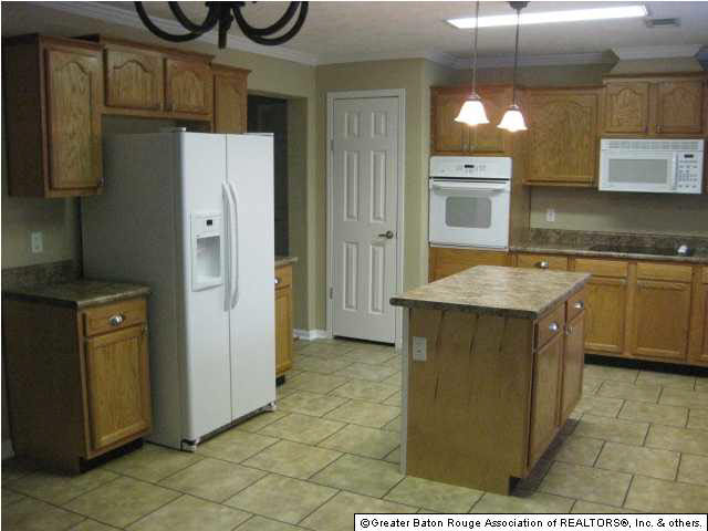 25671 Gill Road Denham Springs, LA 70726 - Photo 4 of 24 Gallery Image 4
