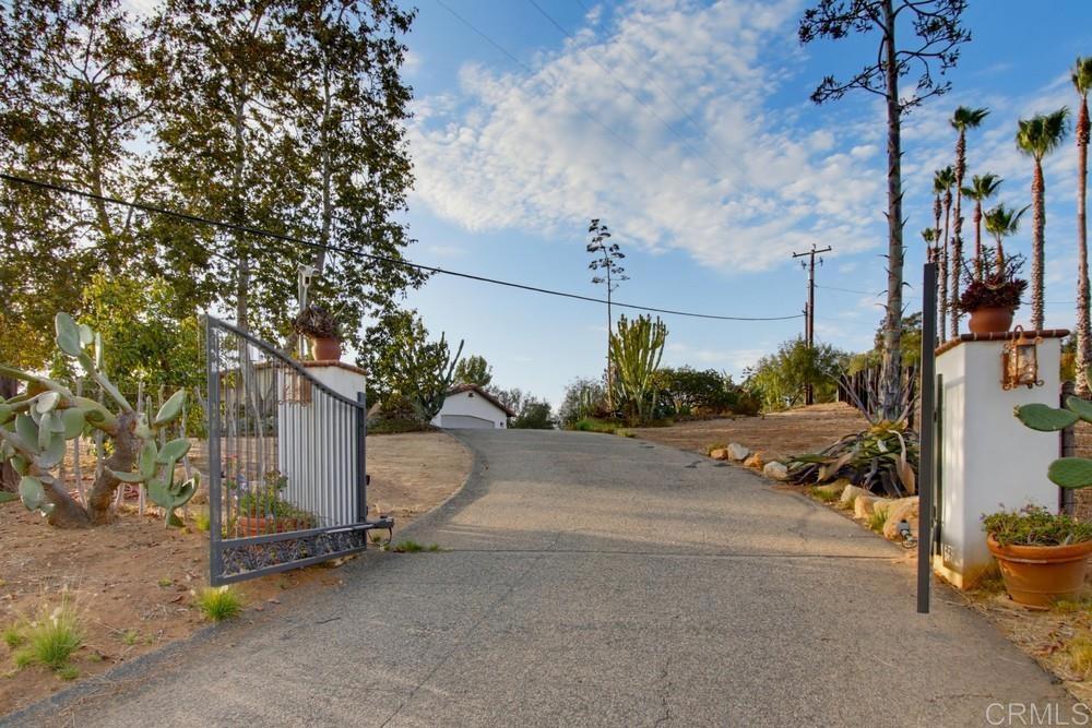 6944 West Lilac Road Bonsall, CA 92003 - Photo 3 of 64 Gallery Image 3